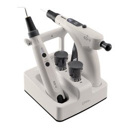 EQ-V system for filling the canals with Meta Biomed thermoplastic gutta-percha